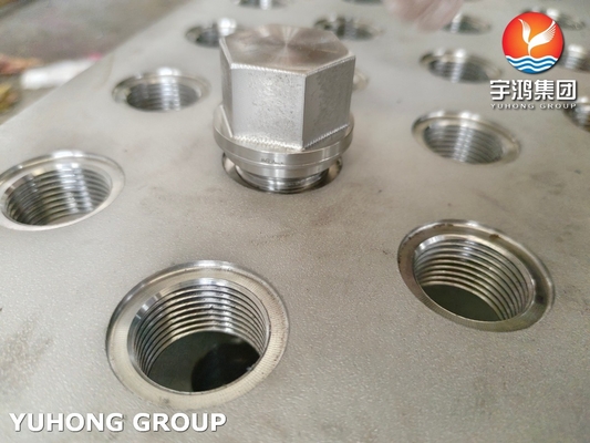 Buy ASTM A240 SS304/304L Shell And Tube Heat Exchanger Tube Sheet Square Type online manufacture