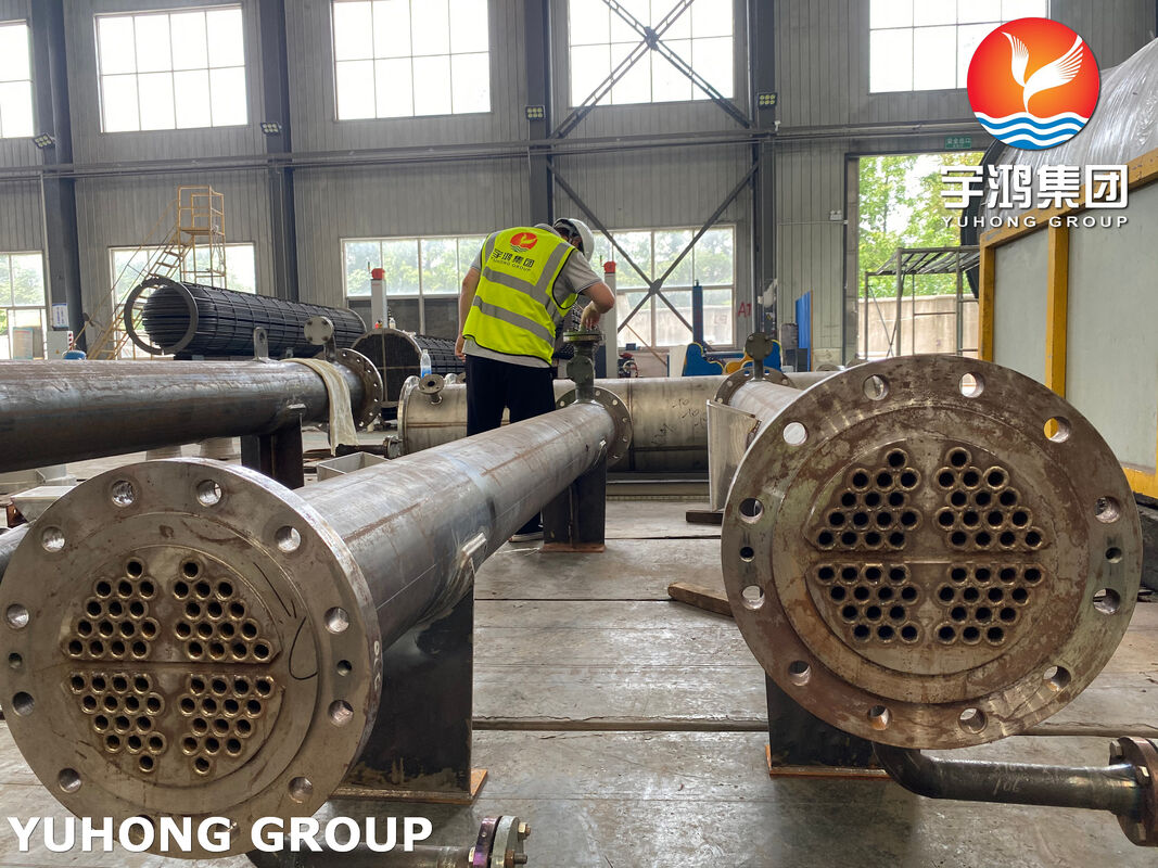 Industrial Shell and Tube Heat Exchanger with Fixed Tubesheet, Floating Head, and U-Tube Designs for Oil, Gas, and Chemical Industries